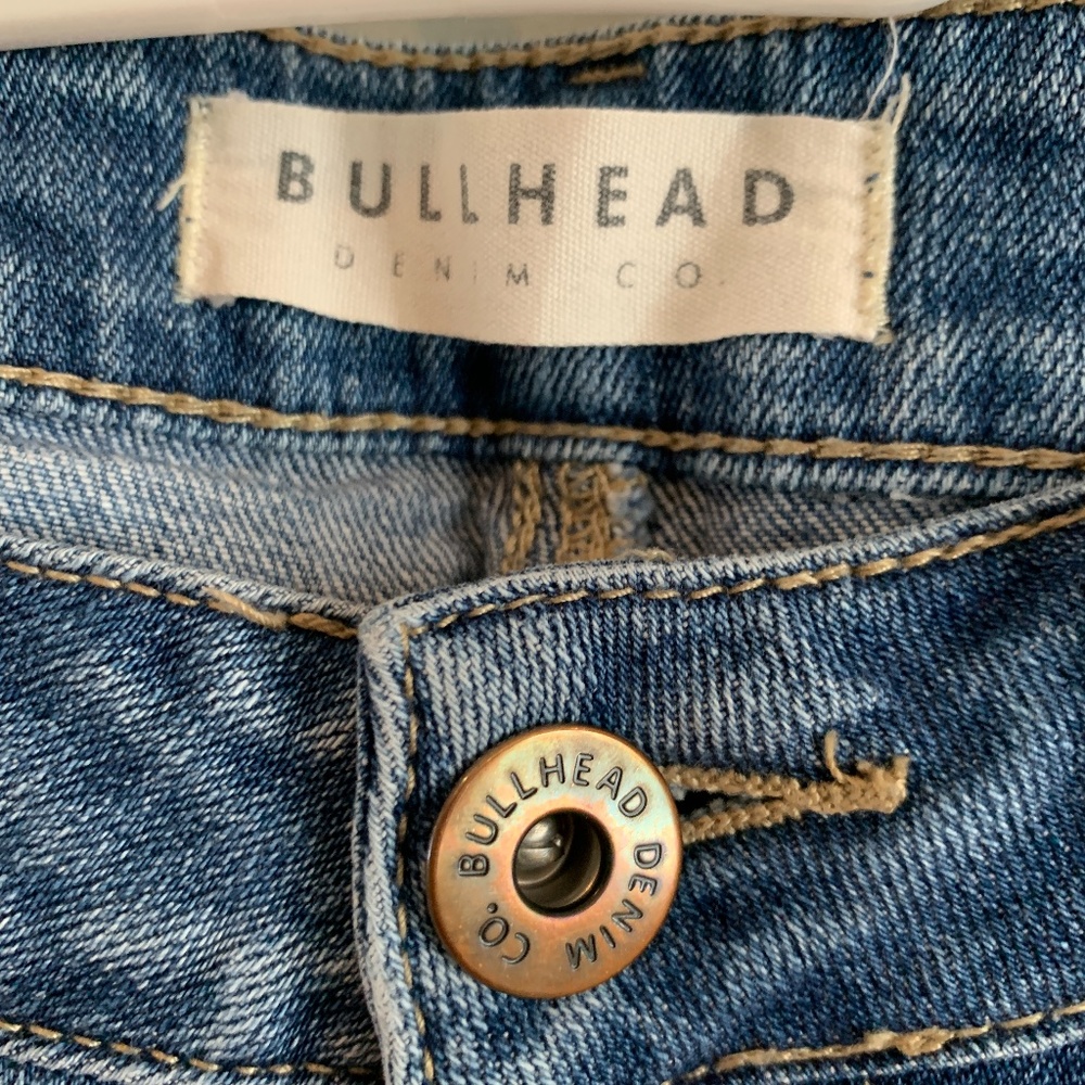 Bullhead Jeans - Picture 4 of 6